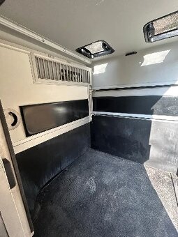 Theault prepravník na kone - 11