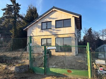 Rodinný dům se zahradou za cenu bytu-Netolice - 11