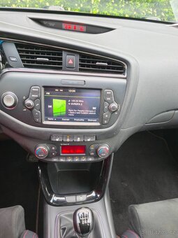 Kia Ceed GT Line 1.6,100 kW,2016, RECARO, PANORAMA - 11
