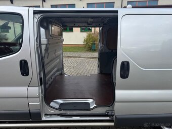 RENAULT TRAFIC 2.0DCI 84KW LONG 2X ŠOUPAČKY R.V.2008 - 11