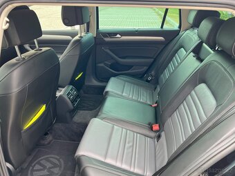 Volkswagen Passat, R-line, DCC, tažné, webasto - 11