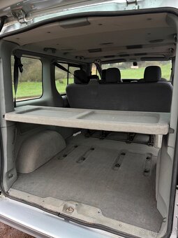 Opel Vivaro 2.0CDTI - 11