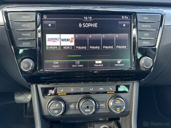 Škoda Superb 2.0 TDi DSG ACC BIXEN NAVI - 11