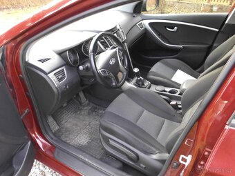hyundai i30 combi 10.2016-1.6b-88kw-94000km-stk do 1/2027 - 11