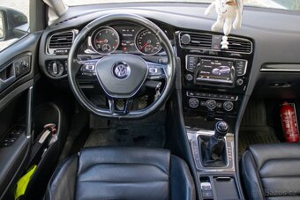 Volkswagen Golf Variant 1.6 TDI BlueMotion Highline - 11