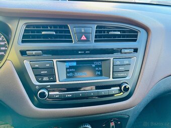 HYUNDAI i 20 1.2 i BENZÍN NAJETO JEN 50 TIS KM - 11