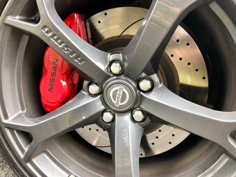 Nissan 370Z Nismo - 11