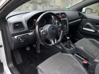 Volkswagen Scirocco 1.4 TSi 90 kw najeto 175 tis.km - 11