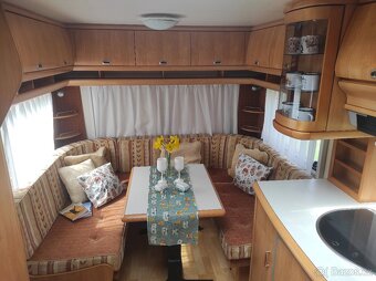 Karavan, obytný přívěs Hobby 495 - 11