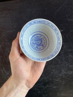 Tradiční čínská porcelánová miska s motivem draka - 11