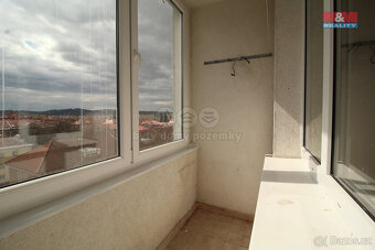 Pronájem bytu 3+1, 70 m², Ostrov, ul. Májová - 11