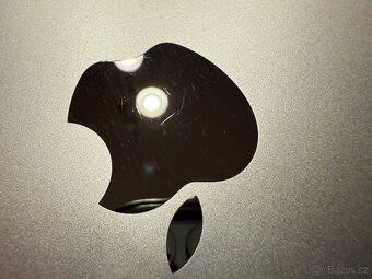 Apple MacBook Pro 13" M2 8GB 256GB SK 2022 Stříbrný - 11