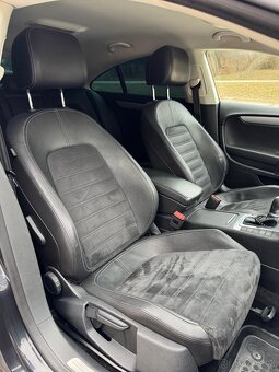 Volkswagen Passat CC - 11