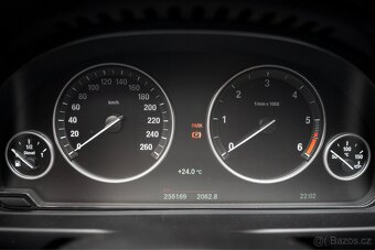 BMW X5 xDrive25d | 2015 | 160 kW | 256 149 km - 11