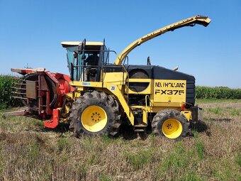Samojízdná sklízecí řezačka New Holland fx 375 jaguar claas - 11