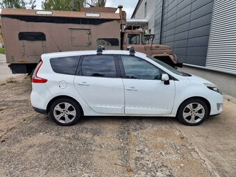 RENAULT SCENIC 3 DCi 1,5 81 kW - 11