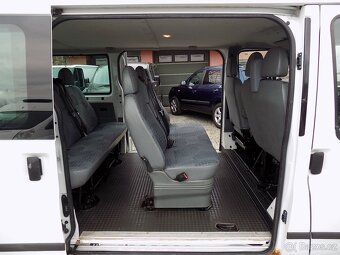 Ford Transit 2.2 TDCI MWB 300 TRND 9 MÍST - 11