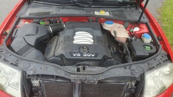 Superb 2,8 v6 manuál - 11