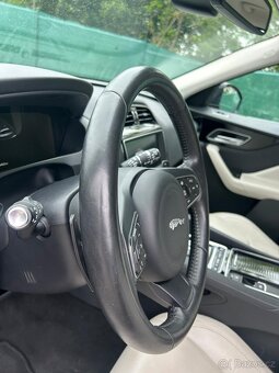 Jaguar F-Pace, 221kW PRESTIGE - 11