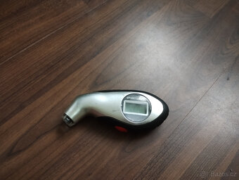Auto kamery Tracer Full HD, merač tlaku, 5,- Euro/ 3 kusy - 11