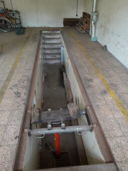 Prodej nemovitosti s pozemkem - 11