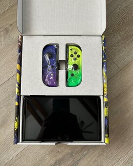 Prodám Nintendo Switch OLED - 11