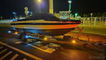 Motorový člun Bayliner 185, po servisu, vlek. Odpočet DPH - 11