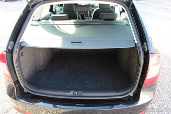 Škoda Octavia 1.4TSI, r.v.2010, KLIMA TEMPOMAT EL.OKNA - 11