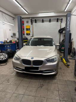 BMW 5GT F07 530D - 11