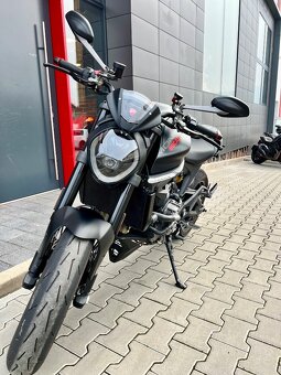 Monster  Plus 937 - 11