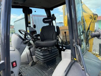 TRAKTORBAGR KOMATSU WB 93R 4x4 - 11