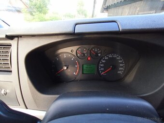 Ford tranzit 2.2 103kw - 11