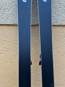 Prodám lyže ELAN INSOMNIA ELITE, vel. 152. Vázání ELAN 11 - 11