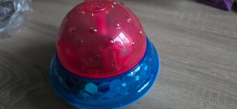 Nobo Kids Ufo fontána která chrlí vodu+světlo+zvuk - 11