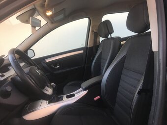 RENAULT LAGUNA III  2.0dCi 110kW TOP STAV 146tis.km - DPH - 11