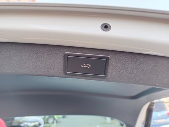 Škoda Octavia 3 Combi 2.0TDI 110kW DSG Full LED ACC Keyless - 11