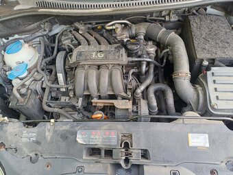 Seat Altea 1.6 Mpi 75kw - 11