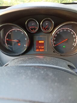 Opel Meriva "B" Diesel 1.3 r.v. 2011 - 11
