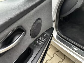 BMW Řada 3 E90 320i 110kW Sedan 6st. Manuál Klima ALU R16 - 11