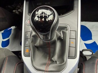 ►► SEAT ARONA FR 1,0 TSI - 81 kW, AUTOM. PARKOVANÍ, NAVI ◄◄ - 11