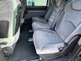 Peugeot 807 2.2 HDI - 11