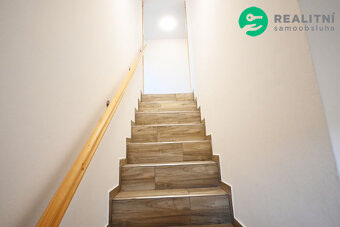 Prodej rodinného domu 142 m2, pozemek 818 m2. - 11