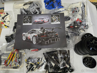 STAVEBNICE Porsche 911 RSR + osvětlení auta (náhrada) - 11