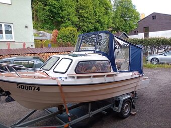 Kajutovy člun 430+Mercury big foot 30efi4T+přívěs - 11
