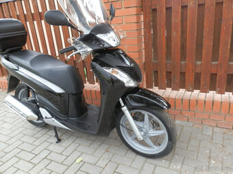 Honda SH 125i (2010) - 11