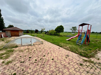 Prodej rodinného domu 156 m², pozemek 2025 m²(další stav poz - 11