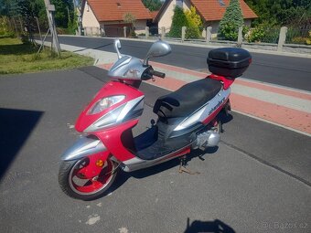 skútr motorro adventure 125 - 11