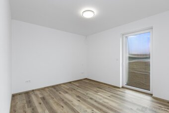 Prodej prostorné zděné novostavby 4+kk s garáží Čáslav, Kutn - 11
