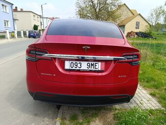 Tesla X PERFORMANCE Europe 7 mistne plne pojizdne - 11