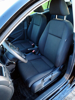 VW Golf 6 ▪ 1.6 75 kW ▪▪ klima ▪▪ 2 sady kol ▪▪ tažné ▪▪ - 11